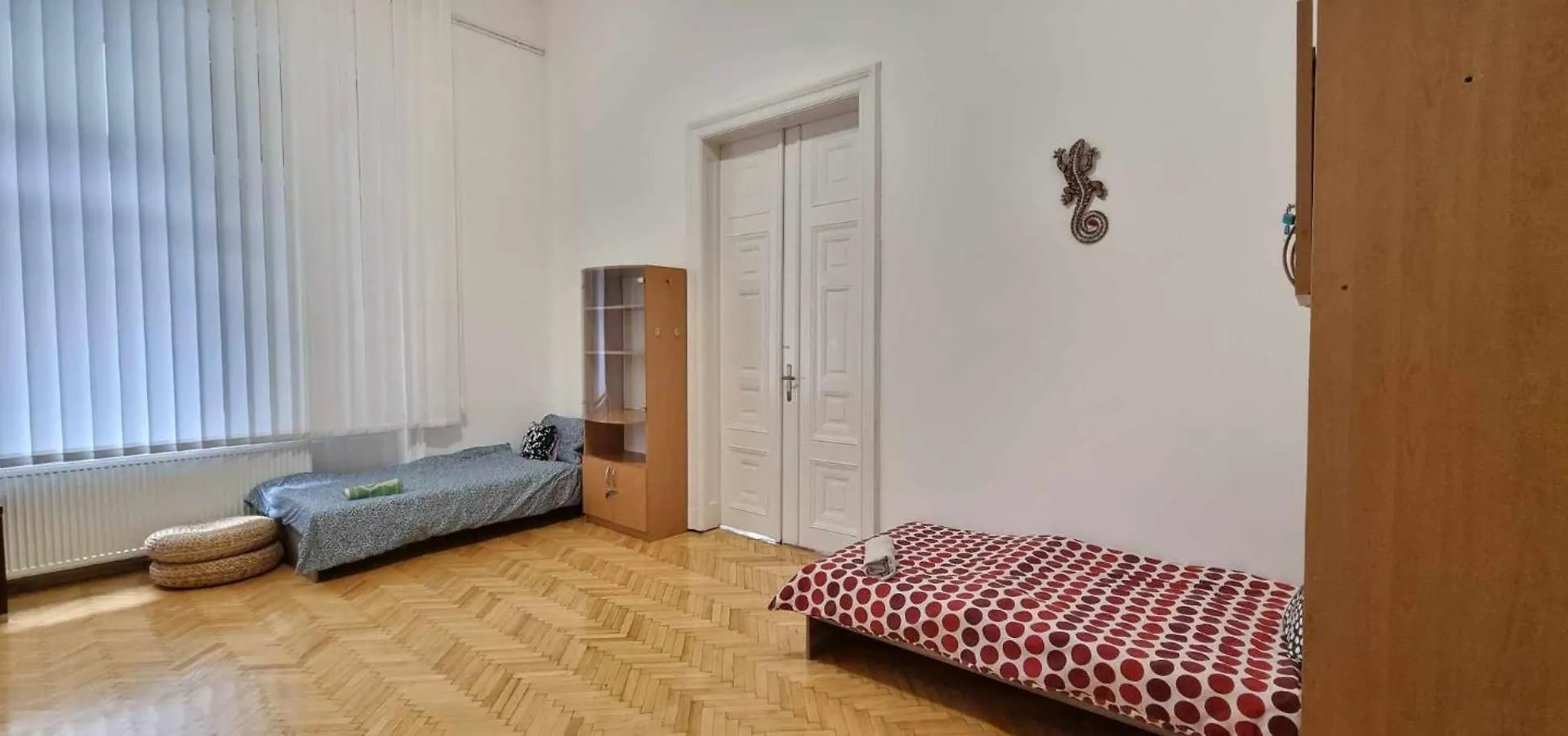 Universal Apartment Budapest 0*,